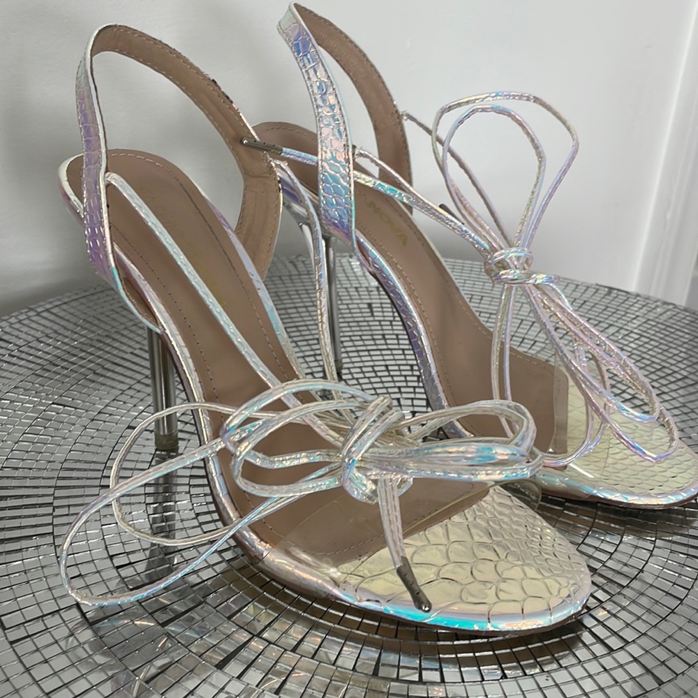Worn once iridescent unicorn color heels